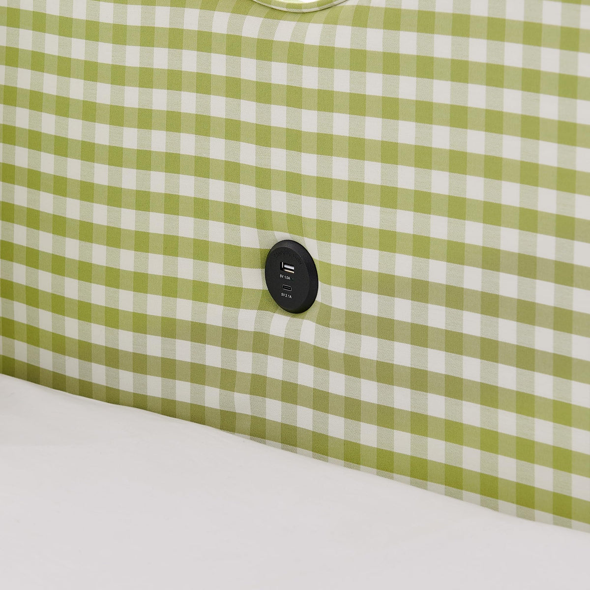 Green Gingham Full to King Upholstered Daybed with Trundle Q52410