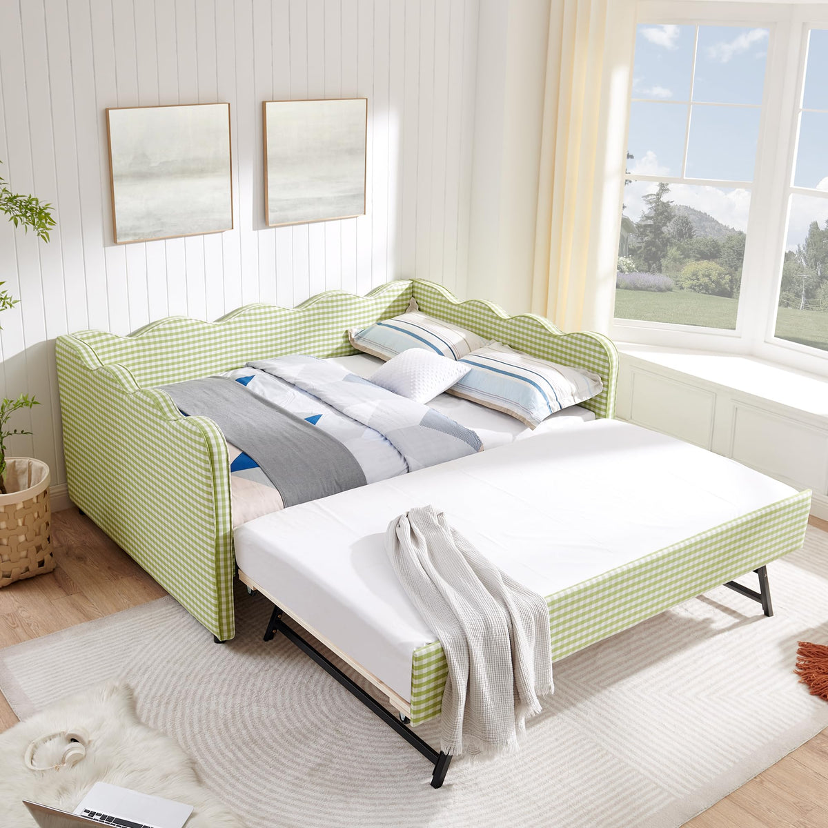 Green Gingham Full to King Upholstered Daybed with Trundle Q52410